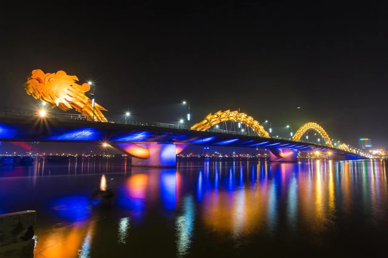 Dragon View Riverfront Hotel Da Nang Aparthotel